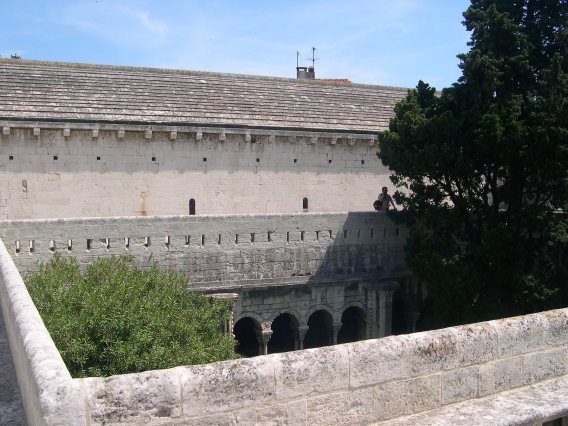  Cloître Saint-Trophime